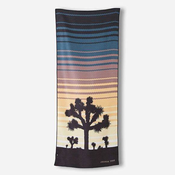 Nomadix Beach Towel Joshua Tree - Picture 1 of 5